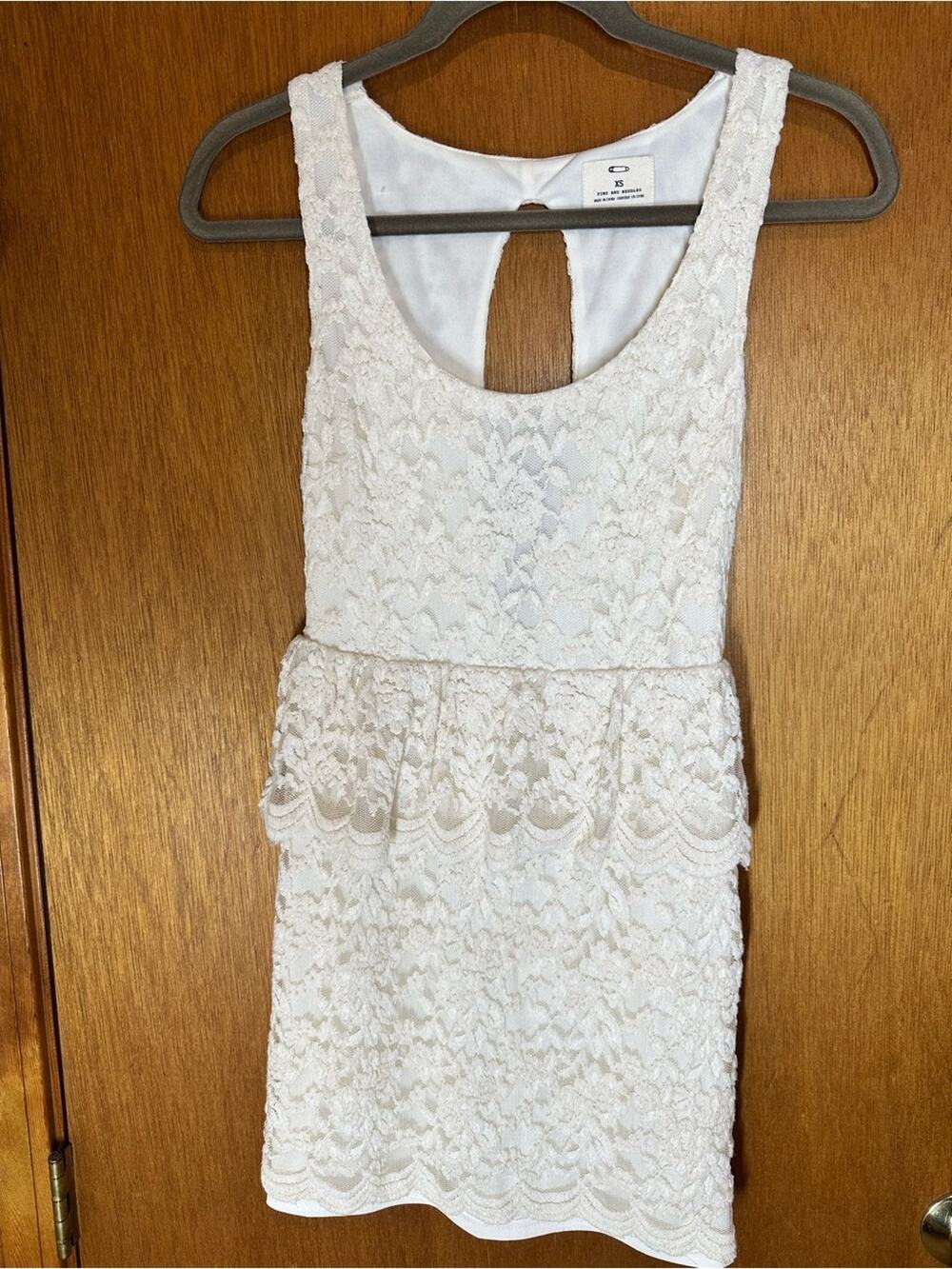 Pins and Needles Urban Outfitters Ivory Floral Lace Peplum Mini Dress XS